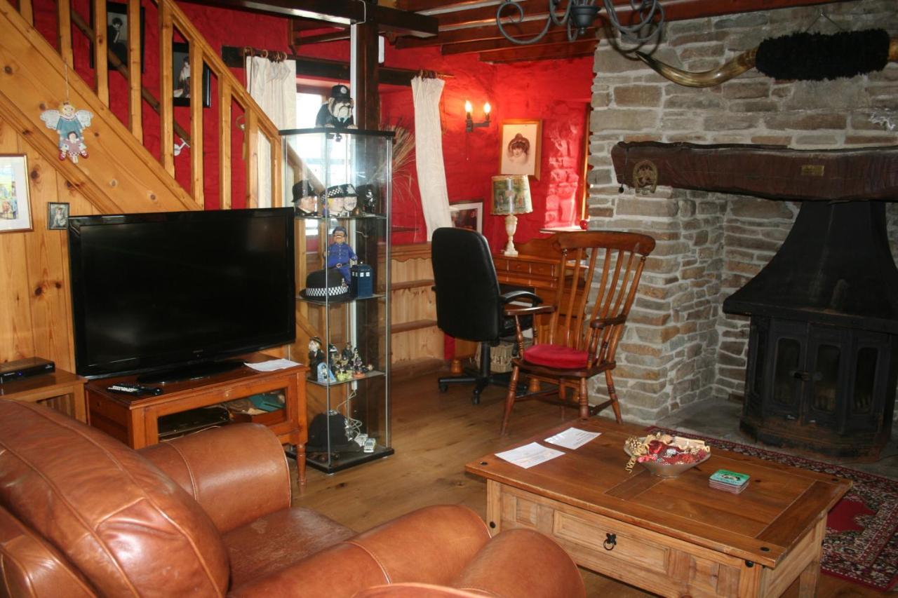 Barn Cottage - Farm Park Stay With Hot Tub Swansea Dış mekan fotoğraf